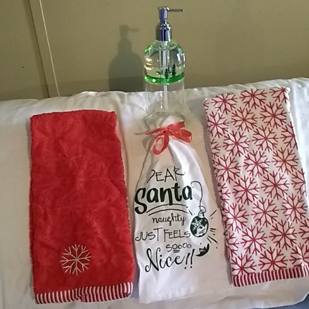 - Christmas Hand Towel and Soap Dispenser Set